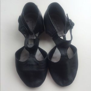 Revolution Dance Wear Jazz Shoes. Size 5